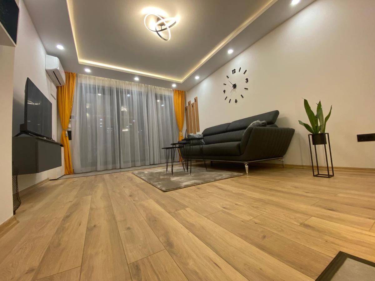 Dv13 Luxury Suite Sofia Center Buitenkant foto